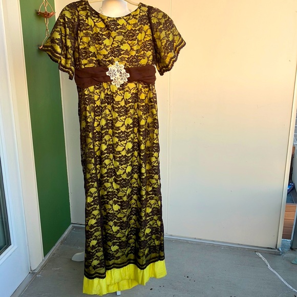 Vintage 40s 50s Brown and Yellow Lace Maxi Dress - Picture 1 of 7